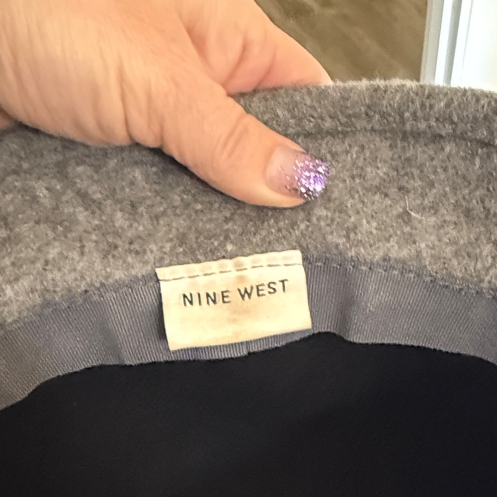 Nine West Black and Gray Women's Hat with Buckle - Picture 2 of 2